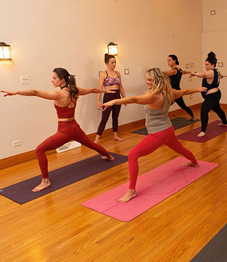 chicago-yoga-teacher-trainings-near-me
